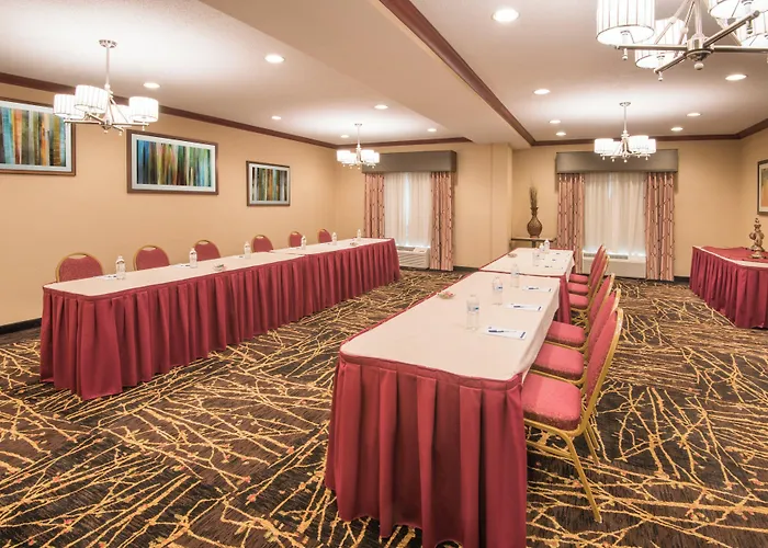 Holiday Inn Express & Suites - Sharon-Hermitage By Ihg